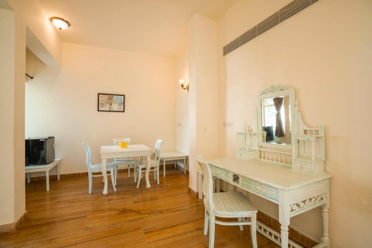 Auberge de jeunesse Moustache Goa Luxuria à Vagator Extérieur photo