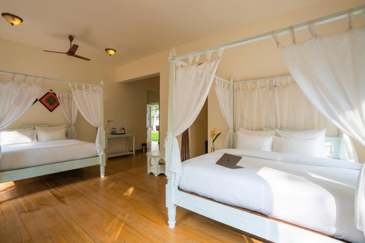 Auberge de jeunesse Moustache Goa Luxuria à Vagator Extérieur photo