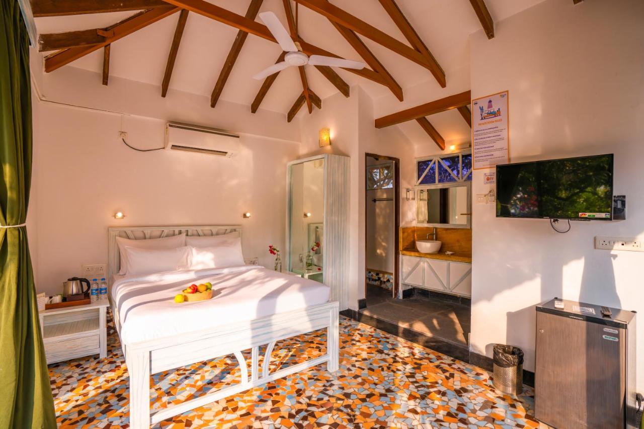 Auberge de jeunesse Moustache Goa Luxuria à Vagator Extérieur photo