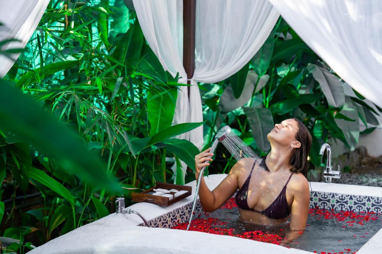 Auberge de jeunesse Moustache Goa Luxuria à Vagator Extérieur photo